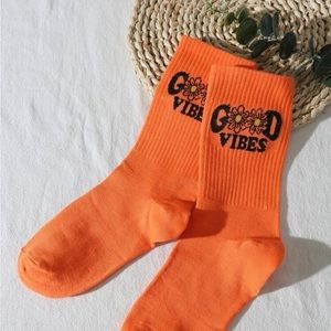 Good Vibes Graphic Socks